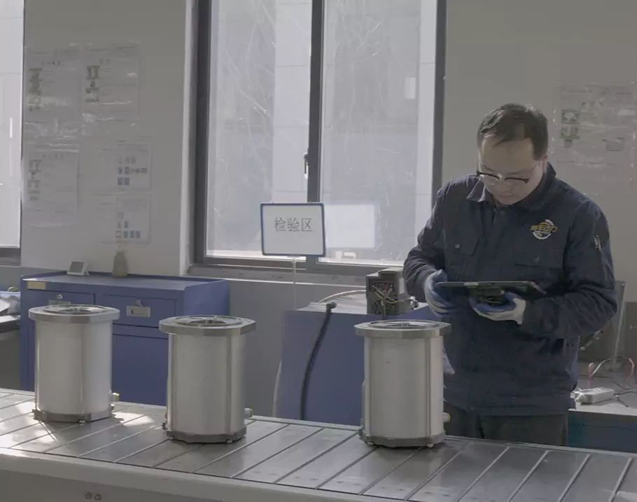 Ydinvoima, joka johtaa korkean hyötysuhteen ja energiansäästön aikakautta